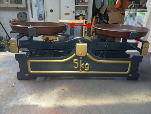 Elbląg Sprzedam wagę szalkową po całkowitej renowacji atrakcyjny wygląd sprawna do kolekcji wystroju wnetrza lub do