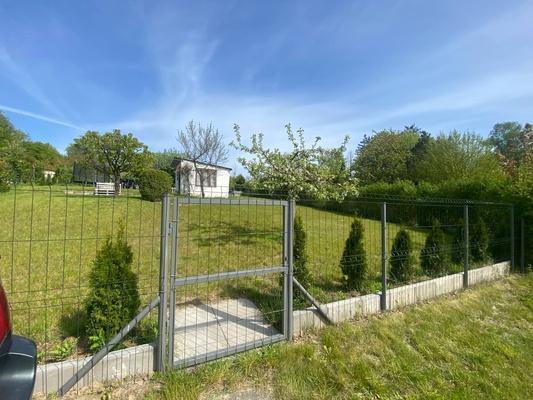 Elbląg Sprzedam działkę 330 m2 ROD SKOWRONEK przy ul. Okrężnej. Cicha i spokojna okolica. Murowana altana ok. 15 m2 z