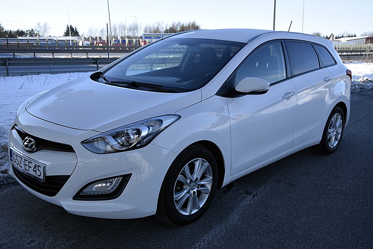 Elbląg Hyundai i30 kombi, 1.6 benzyna, 2014 rok, z oryginalnym przebiegiem Auto gotowe do jazdy bez wkładu