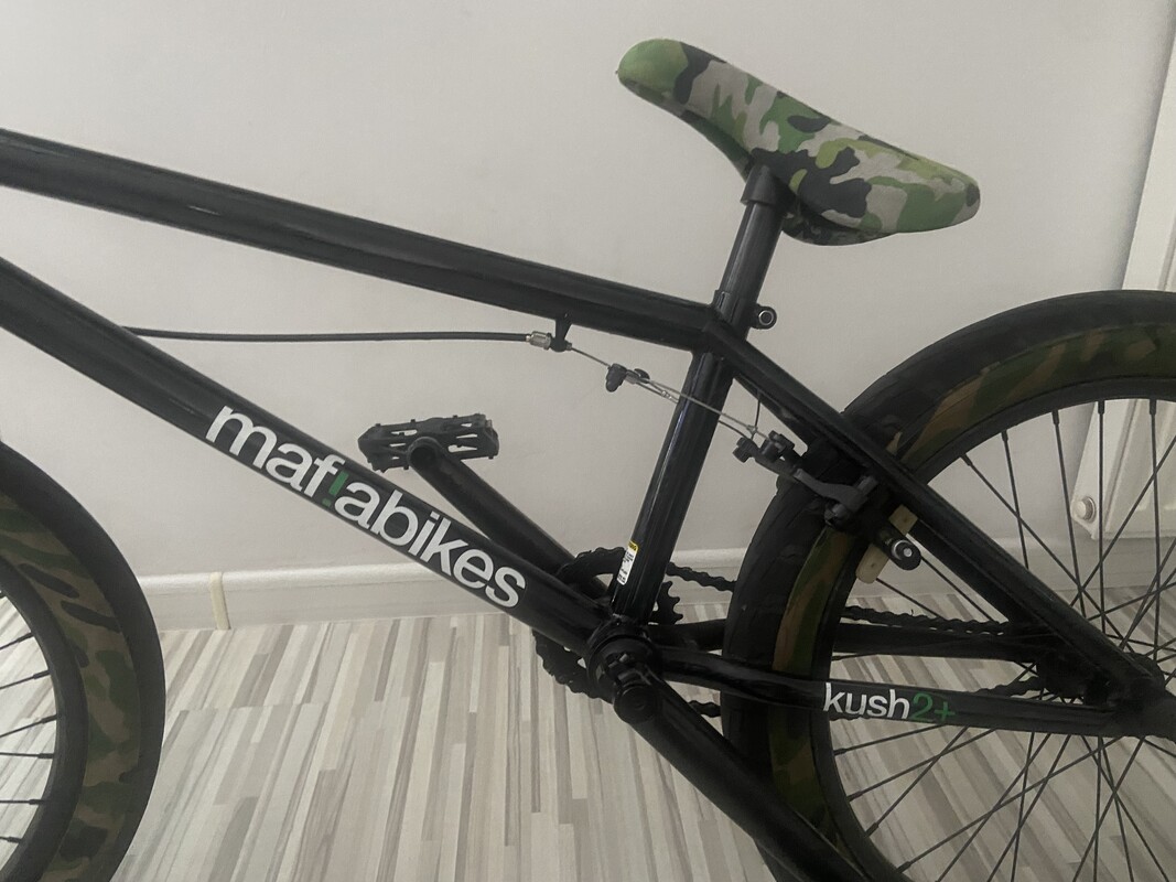 Elbląg Dziecięcy lub Młodzieżowy
Sprzedam solidny BMX Kush 2+ 20, idealny do trików, skateparku i jazdy street. Rower
