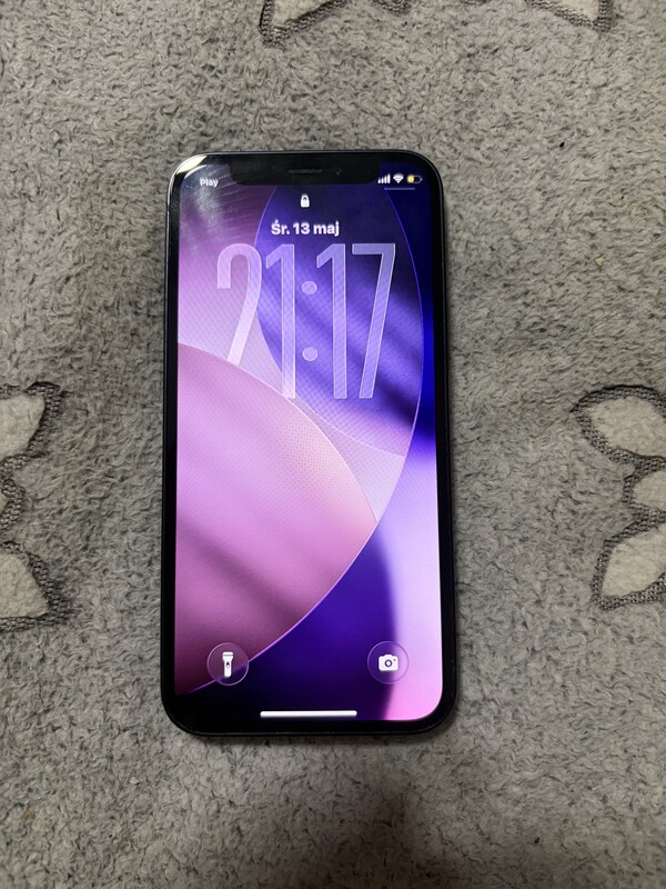 Elbląg Witam sprzedam iPhone 12 mini czarny w bardzo dobrym stanie kondycja baterii 74% podaje taką cenę ale jestem