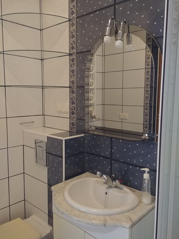 Elbląg DUŻA, PRZESTRONNA KAWALERKA Z&nbsp;BALKONEM
CENA WYNAJMU 1500 zł
I PIĘTRO
MEDIA Z&nbsp;MIASTA
NAJEM