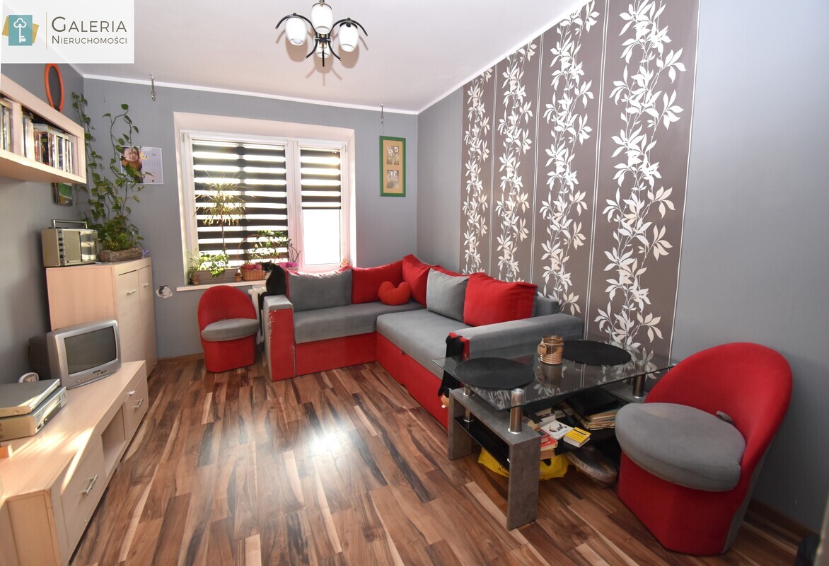 Elbląg GALERIA NIERUCHOMOŚCIZ pasji i miłości do nieruchomościNa sprzedaż: Trzy pokojowe mieszkanie na parterze z