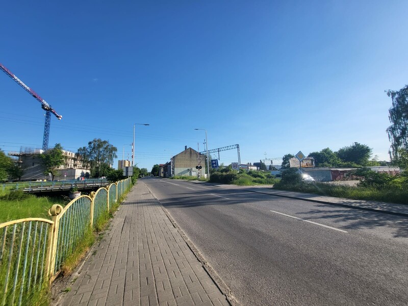 Elbląg AS NIERUCHOMOŚCI POLECAGARAŻ MUROWANYElbląg, ul. Piaskowa* 19 mkw* Podłoga betonowa*