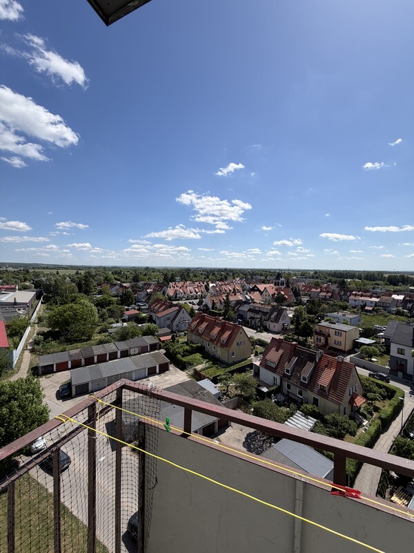 Elbląg Wynajmę kawalerkę 33m z balkonem, wieżowiec na Zatorzu, piękny widok na Nową Holandię i cudowną przyrodę.