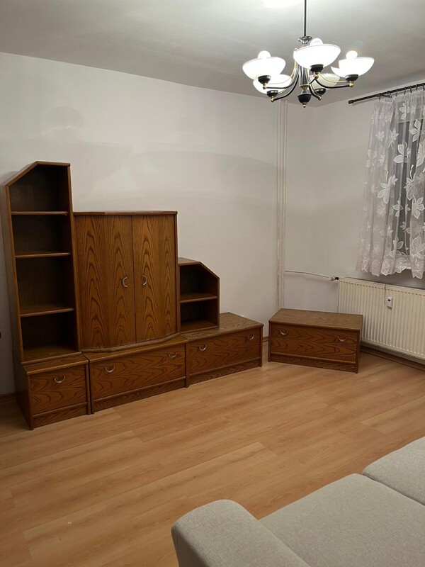 Elbląg OD ZARAZ WYNAJMĘ, NOWA CENA. DLA DWÓJKI DOROSŁYCH i JEDNEGO DZIECKA. MIESZKANIE