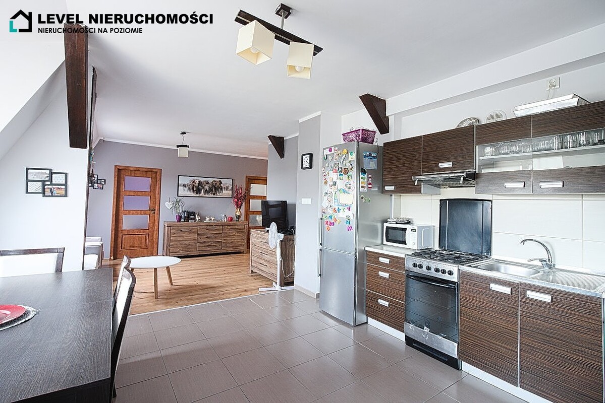 Elbląg LEVEL NIERUCHOMOŚCI  Trzypokojowe mieszkanie przy starówceul. Królewiecka  NIERUCHOMOŚCI NA POZIOMIE