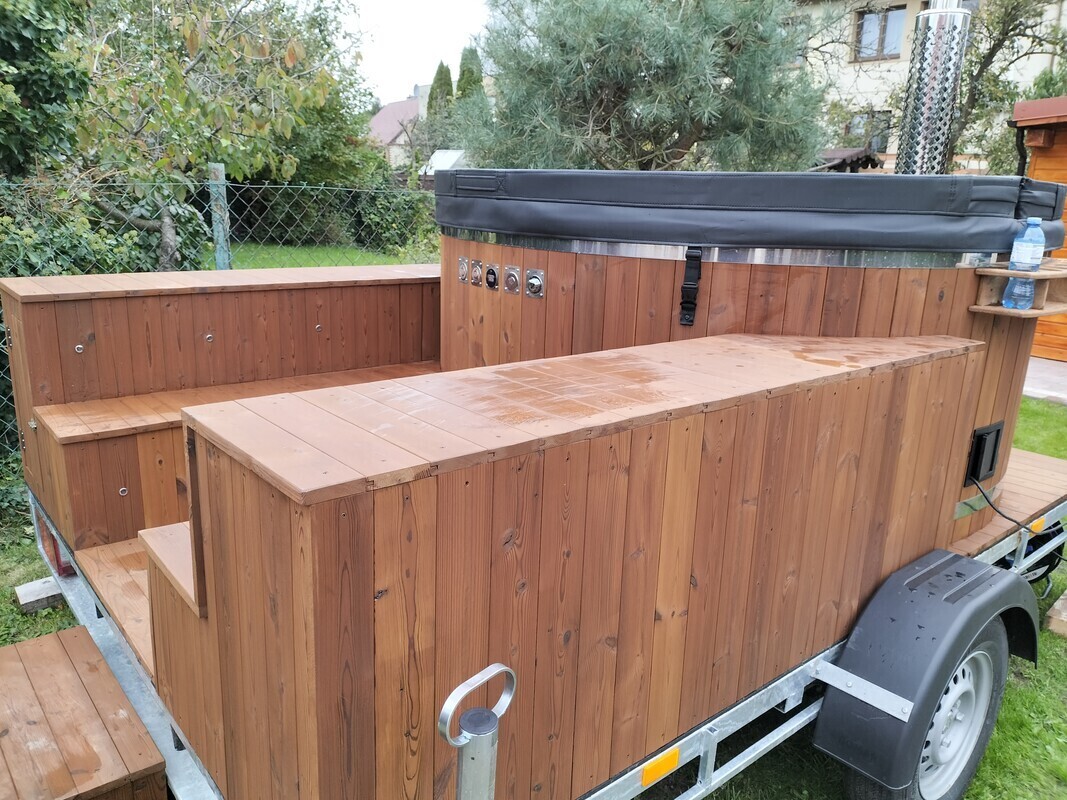 Elbląg 🌿 Wynajem Balii Mobilnej – Idealna na Imprezy i Romantyczne Wieczory! 🌿