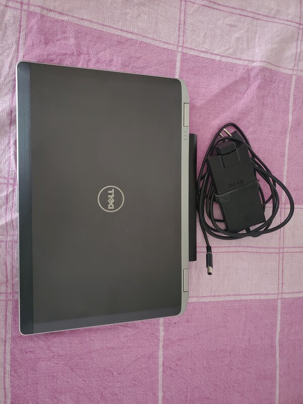 Elbląg Sprzedam komputery stacjonarne i laptopy Dell w dobrej cenie. Procesory Intel i5 lub i7 (3-8 generacja), 8GB