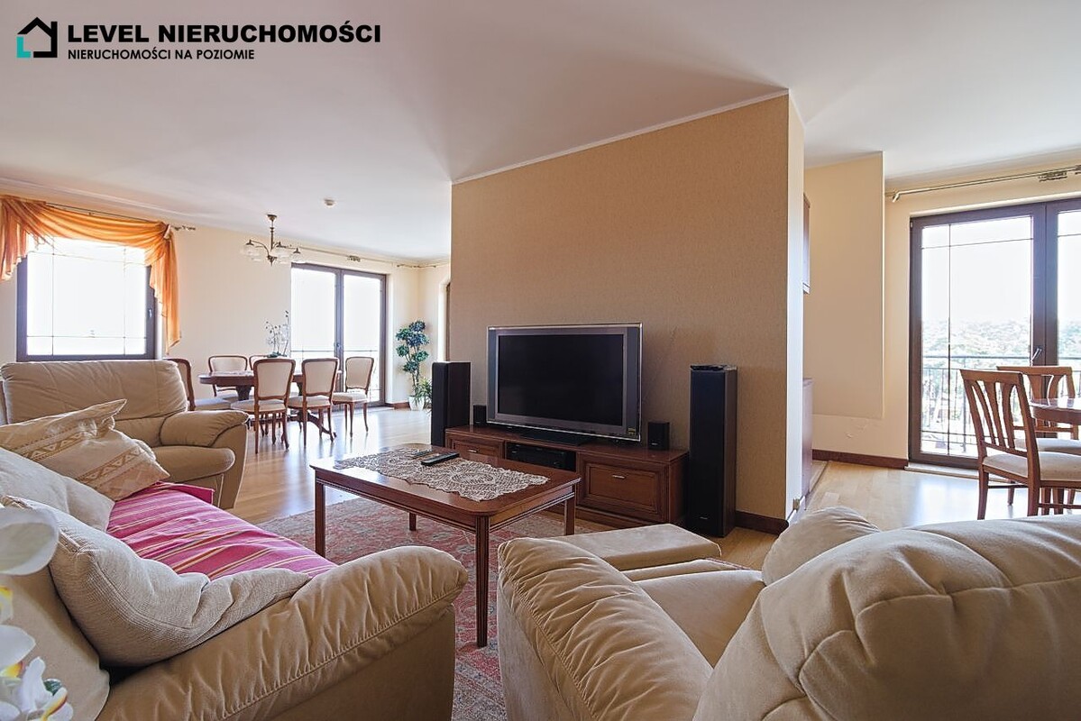 Elbląg LEVEL NIERUCHOMOŚCI Apartament z widokiem na morzeKrynica Morska NIERUCHOMOŚCI NA POZIOMIE