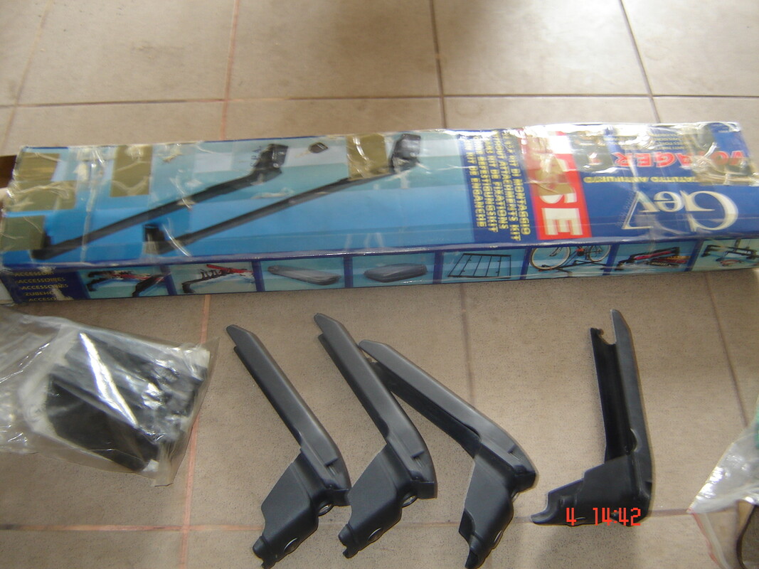 Elbląg Sprzedam (używany) samochodowy bagażnik dachowy na dwa rowery. Bagażnik włoskiej firmy Gev, posiada