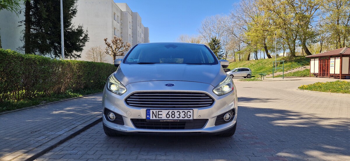 Elbląg SPRZEDAM FORD S-MAXRok produkcji: 2016Przebieg: 218 tys. Silnik: 2.0 150KM DieselSkrzynia biegów:
