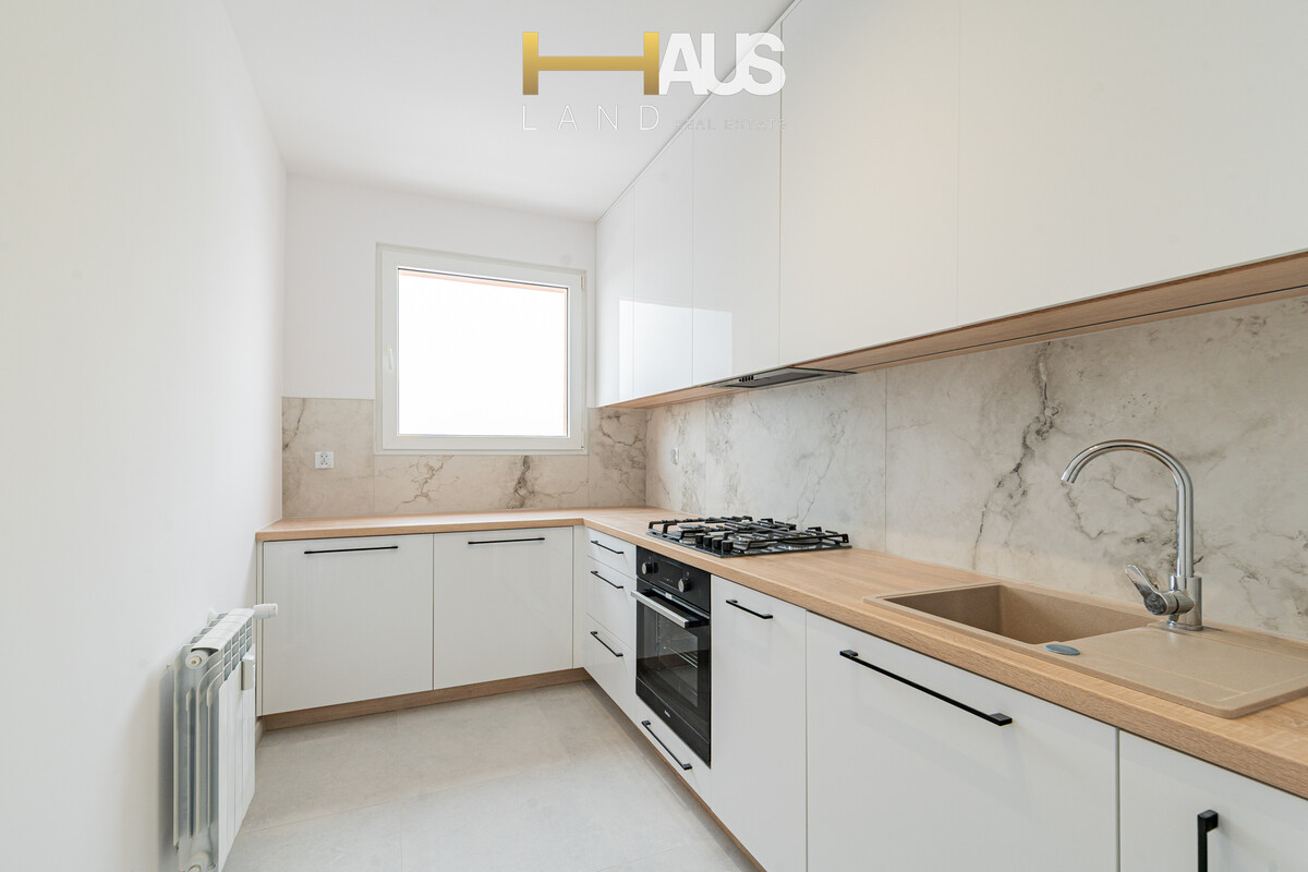 Elbląg DZIEŃ OTWARTY 22.02.2026r (NIEDZIELA)ELBLĄG, UL. WYBICKIEGO3 POKOJE, OSOBNA KUCHNIA POWIERZCHNIA