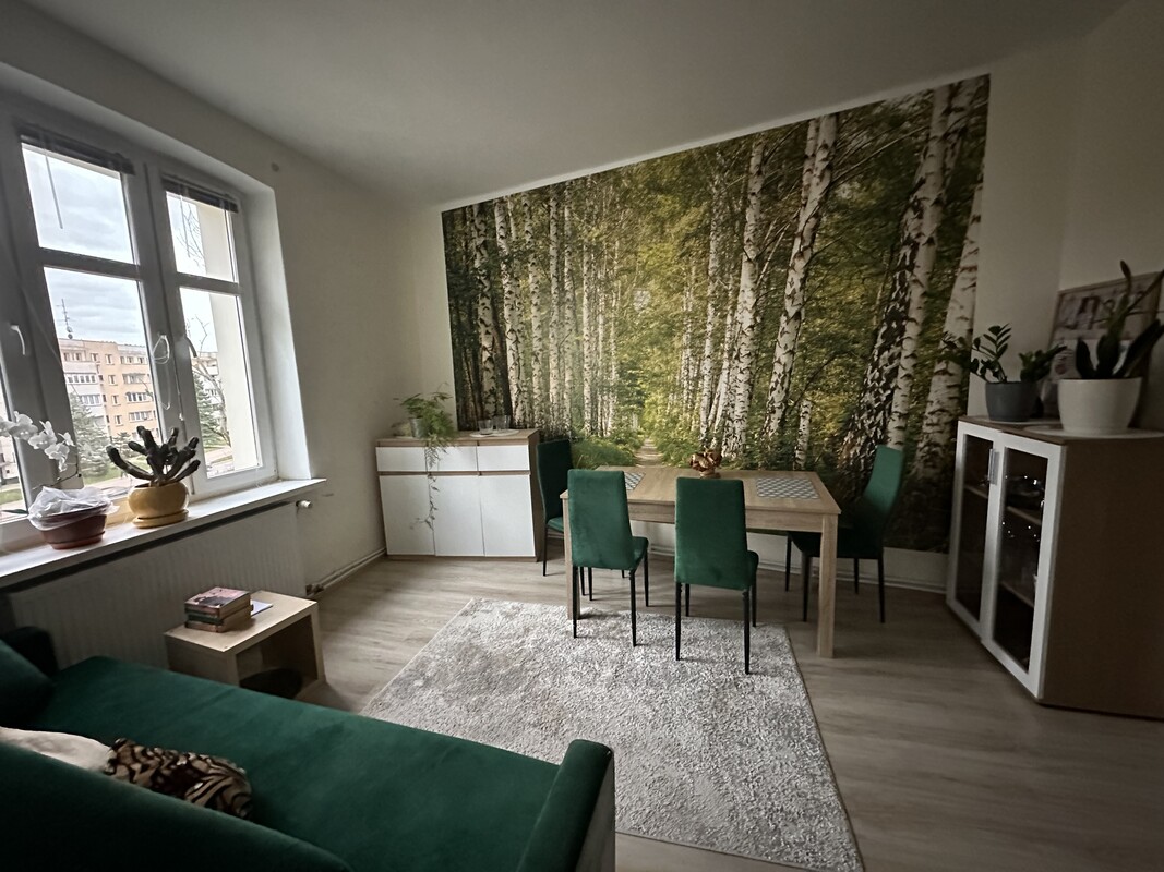 Elbląg BIURO NIERUCHOMOŚCISZULC& SZULCSprzedam mieszkanie w Elblągu ul. Królewiecka, mieszkanie o pow.65,8m2 na 2