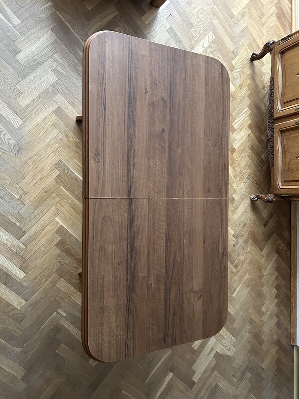Elbląg Sprzedam ławę, stan bardzo dobry, mebel zadbany
Materiał: orzech średni, laminat
Wymiary:
-długość 125 cm, po