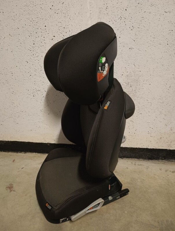 Elbląg Na sprzedaż używany Fotelik BeSafe iZi Up X3 Fix 15-36 kg.
Fotelik mam od nowości.
Montaż fotelika na ISOFIX.