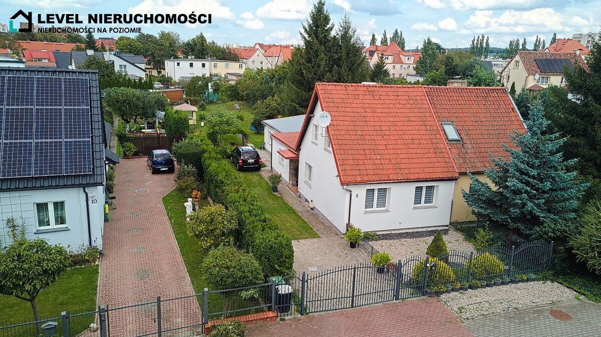 Elbląg LEVEL NIERUCHOMOŚCI Dom w mieście z dużą działką ul. Idzikowskiego