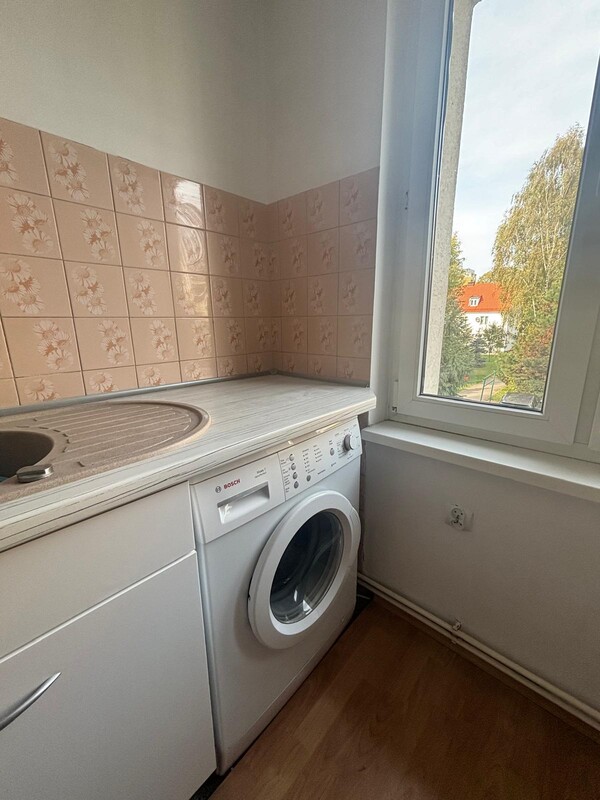 Elbląg Sprzedam wyjątkowe mieszkanie 61 m kw.4 pokoje, I piętro, osobna kuchnia, łazienka,