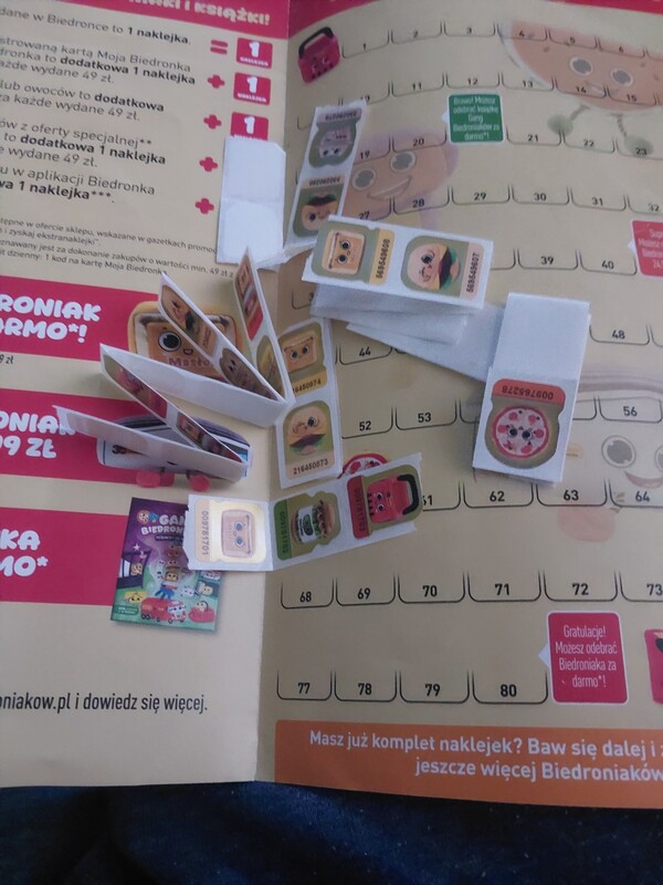 Elbląg Mam 50 naklejek z biedronki Gank biedroniaków do wymiany na kawę rozpuszczalną Nescafe Crema 300 gram