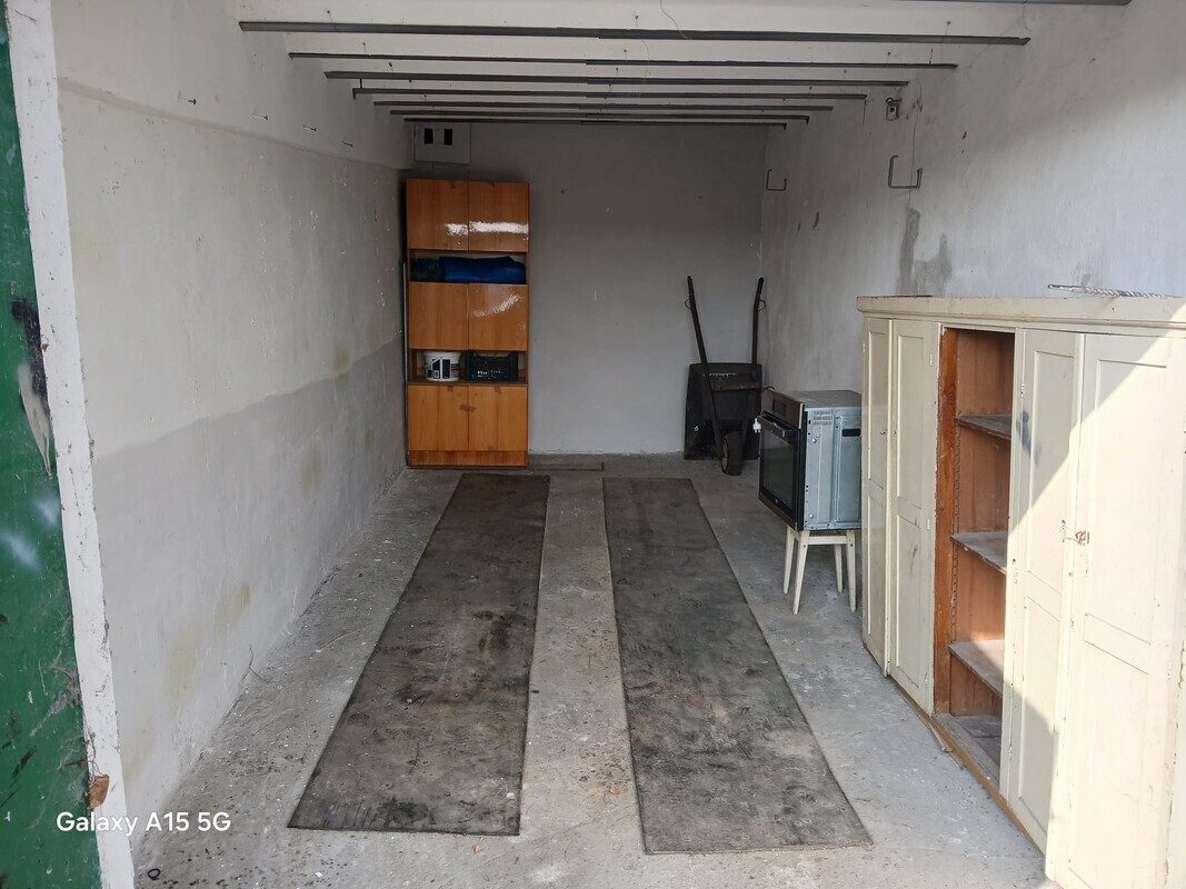 Elbląg Wynajmę garaż murowany skrzyżowanie Malborskiej ze Skrzydlatą. Rozliczenie - 900 zl za trzy miesiące z góry. 