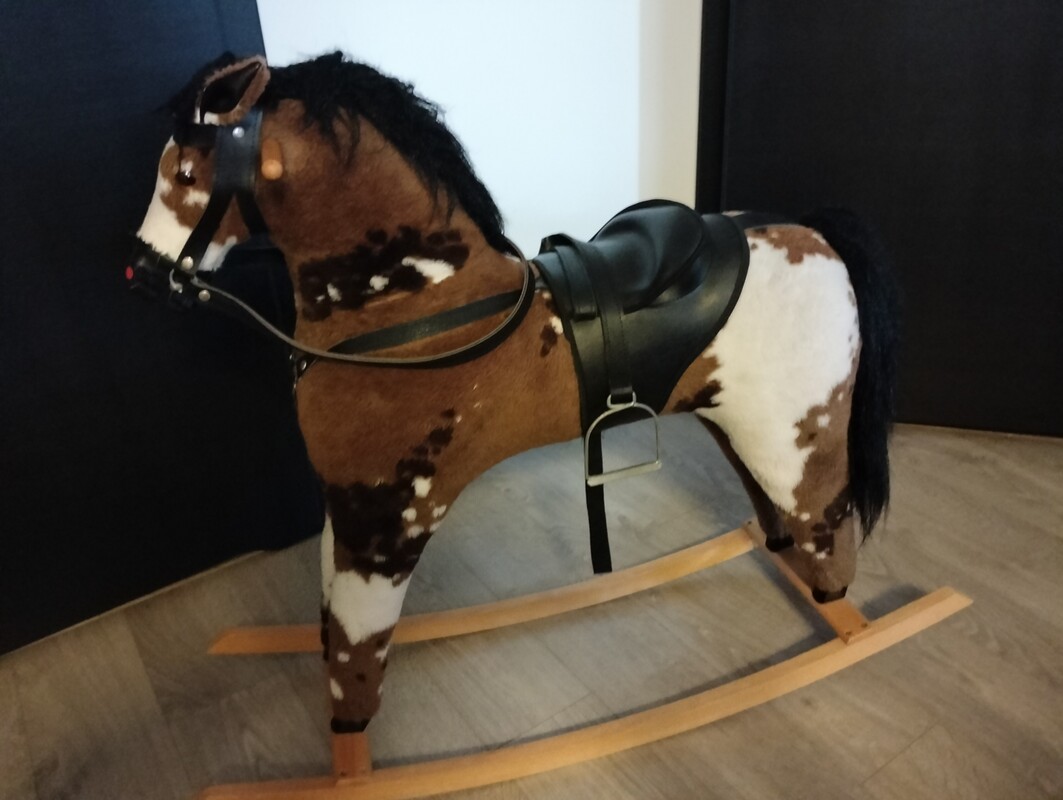 Elbląg Sprzedam konia na biegunach