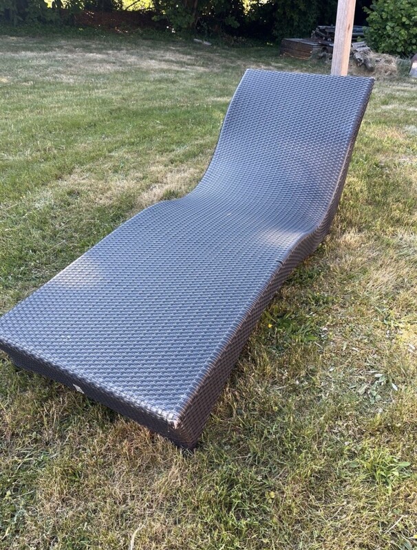 Elbląg Sprzedam lezak MBM lounger Wellness mocca. Szerokość 70cm, wysokość 70cm, długość 200cm. Posiada