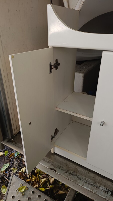 Elbląg Sprzedam umywalkę łazienkową z szafką i baterią. .używana stan bardzo dobry. .. .bateria hans grohe
Wymiary