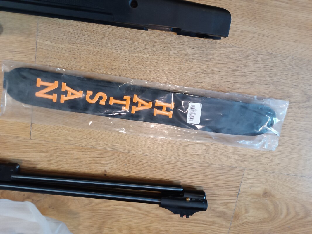 Elbląg Sprzedam karabinek wiatrówkę Hatsan 105 torpedo w kalibrze 6,35,wraz z zestawem nowych, nie używanych