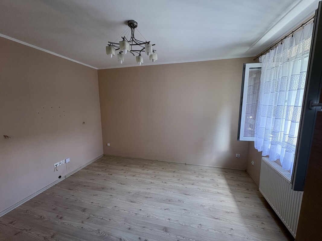 Elbląg Komfortowe 2 pokoje w sercu Elbląga z prywatnym ogródkiem i piwnicą!
Wynajmę funkcjonalne mieszkanie 34 m² na