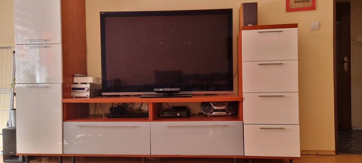 Elbląg Sprzedam komplet mebli. Szafka 180x50 plus szuflady plus szafka RTV 180x50.Cena do negocjacji. Transport i