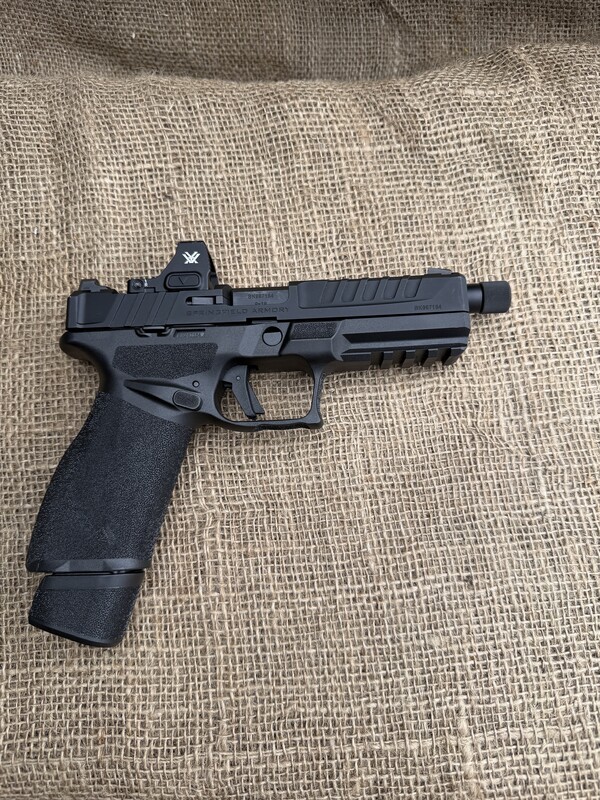 Elbląg Daniel Defence karabinek 14,5”(zdjęcie dla zainteresowanych bo się nie zmieściło)
S&W Metal compact 5”
