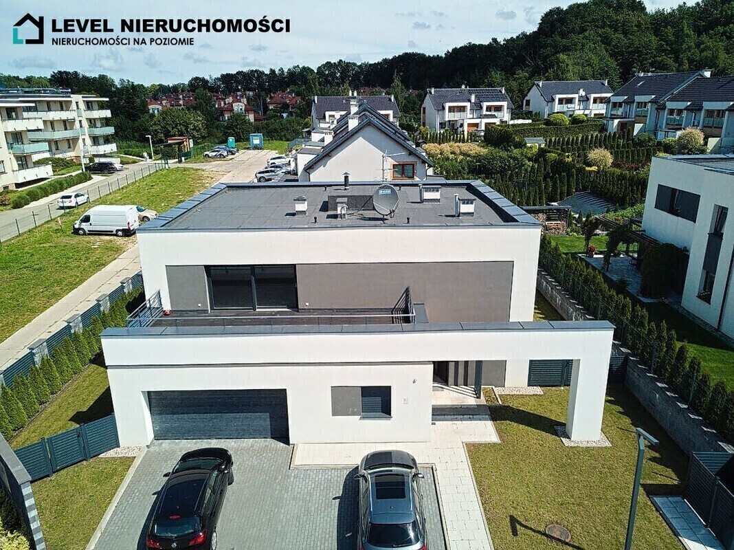 Elbląg LEVEL NIERUCHOMOŚCI Jedyny taki dom w Elblągu254,10 m2 ul. Grodzieńska NIERUCHOMOŚCI NA