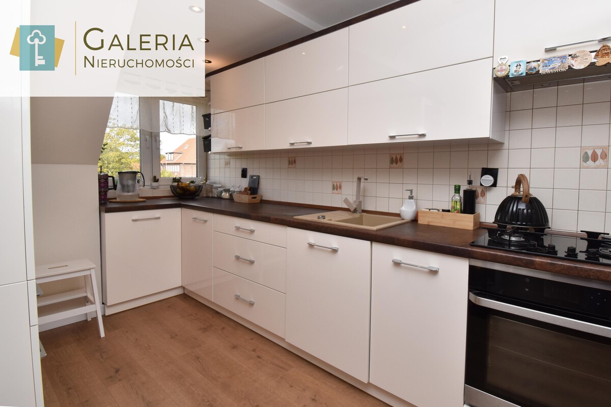 Elbląg GALERIA NIERUCHOMOŚCIZ pasji i miłości do nieruchomościNa sprzedaż: 4-pokojowe mieszkanie w ciepłym,