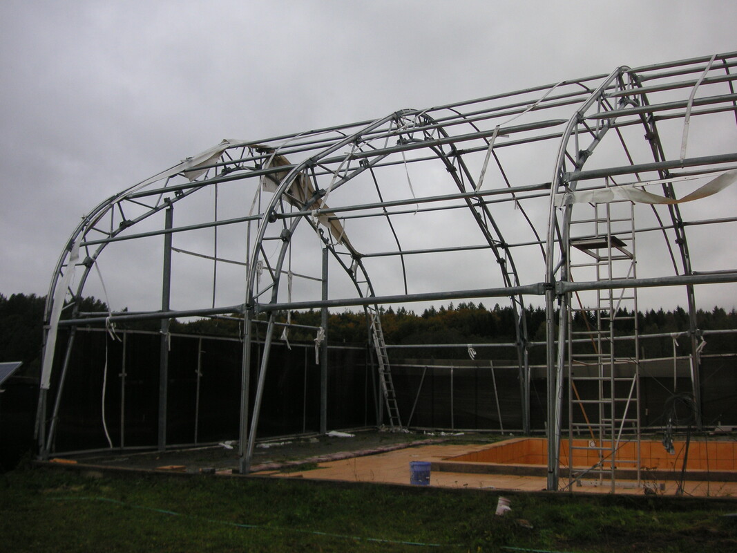 Elbląg Sprzedam konstrukcję ze stali nierdzewnej o wymiarach 24,5m x 12.5m x 7.5m. Cena do uzgodnienia