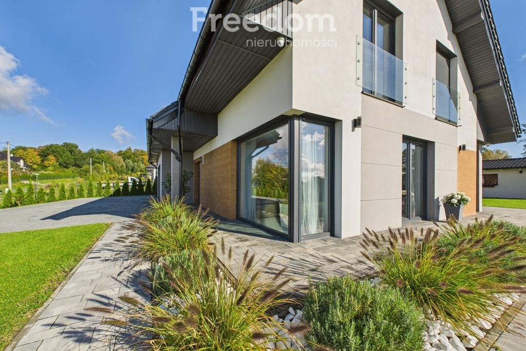 Elbląg FREEDOM NIERUCHOMOŚCISprzedam dom - Elbląg. Zapraszam do zapoznania się ofertą sprzedaży wyjątkowej