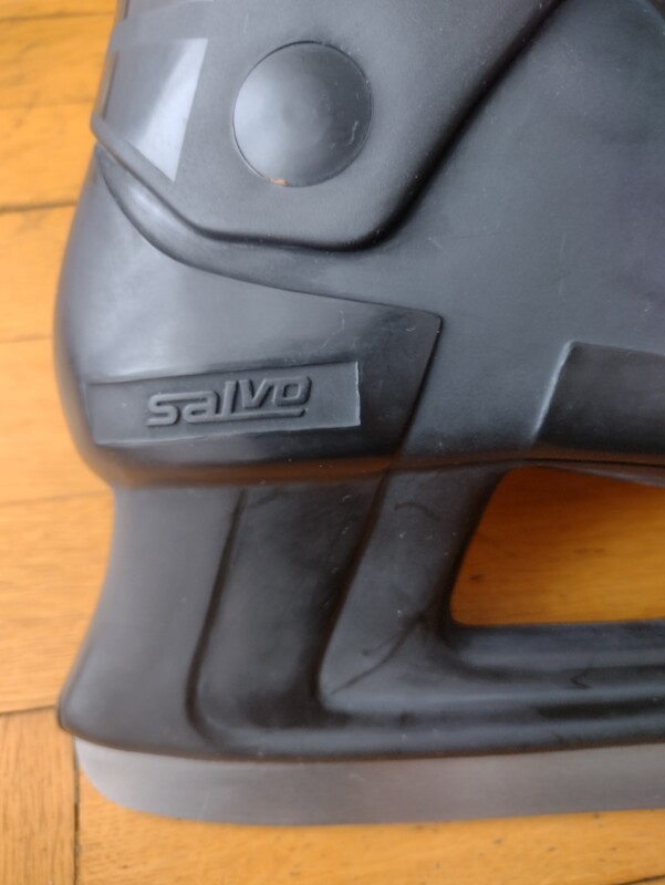 Elbląg Łyżwy hokejowe f-my SALVO nowe.
rozm. 8 kolor czarne.
Stan nowe nie używane.
Sprzedam lub zamienię na coś.