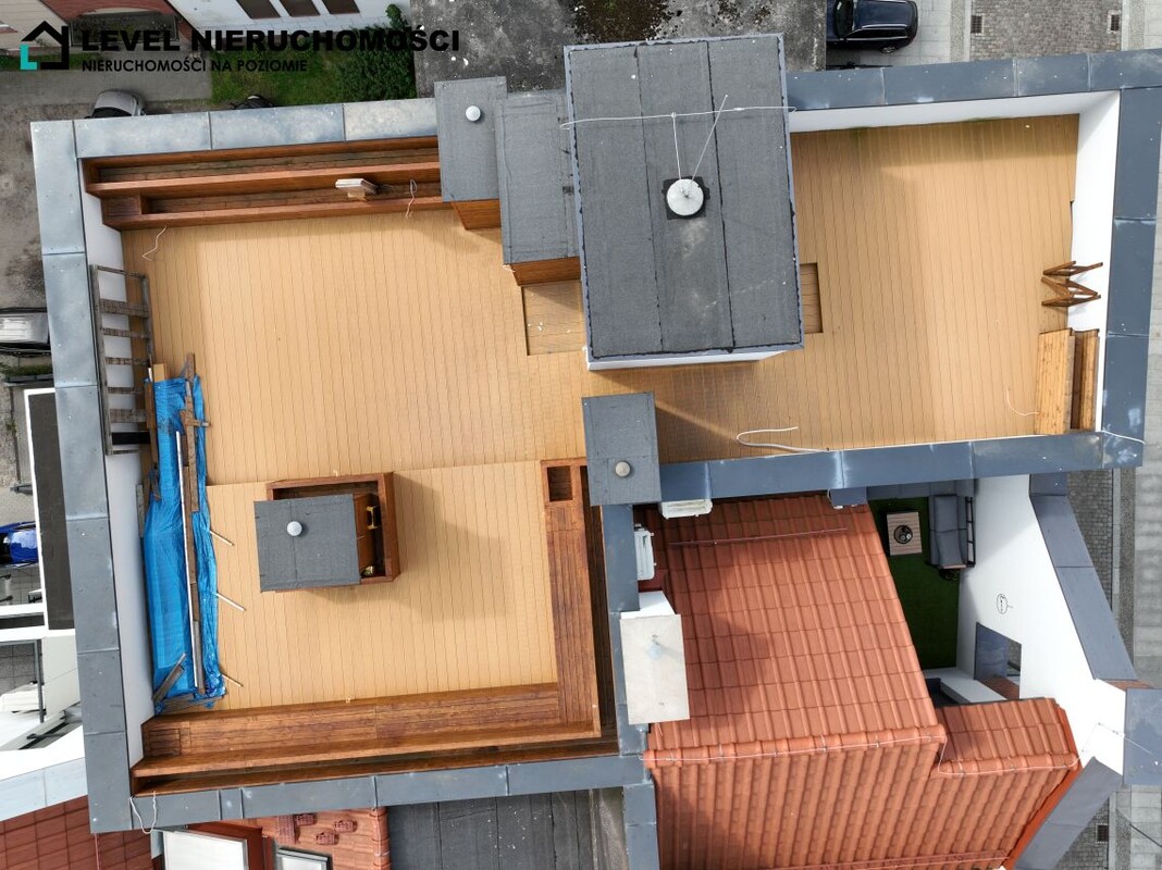 Elbląg LEVEL NIERUCHOMOŚCI Dwupoziomowy apartament z tarasemul. Stary Rynek NIERUCHOMOŚCI NA POZIOMIE