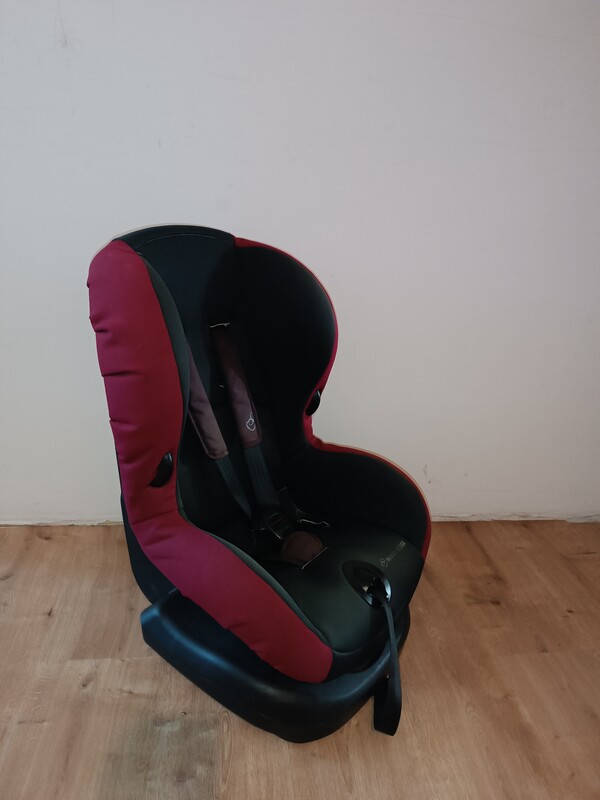 Elbląg Sprzedam fotelik samochodowy 9-18kg
Maxi-Cosi