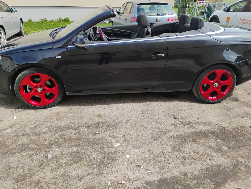 Elbląg Sprzedam VW EOS 2.0 Diesel 140KM. Niskie spalanie, przy ekonomicznej jeździe, w trasie, można zejść poniżej 5l.