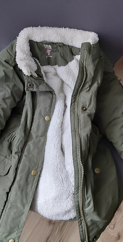 Elbląg Paka ubranek dla dziewczynki 110- 116.3 kurtki zimowe, jedna wiosenna, spodnie śniegowe czarne, sukienki na