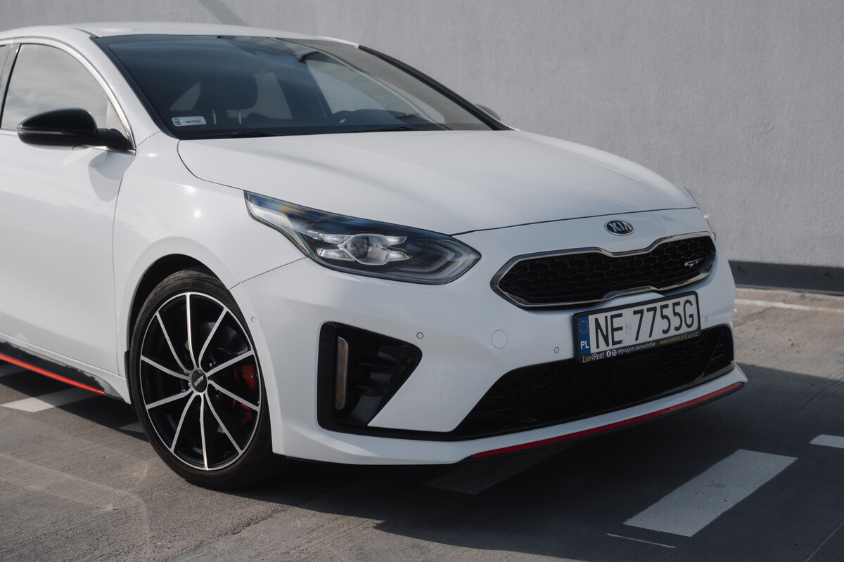 Elbląg Kia ProCeed 1.6 GT 204 KMAuto zakupione w polskim saloniePierwszy właściciel, bezwypadkowyRejestracja