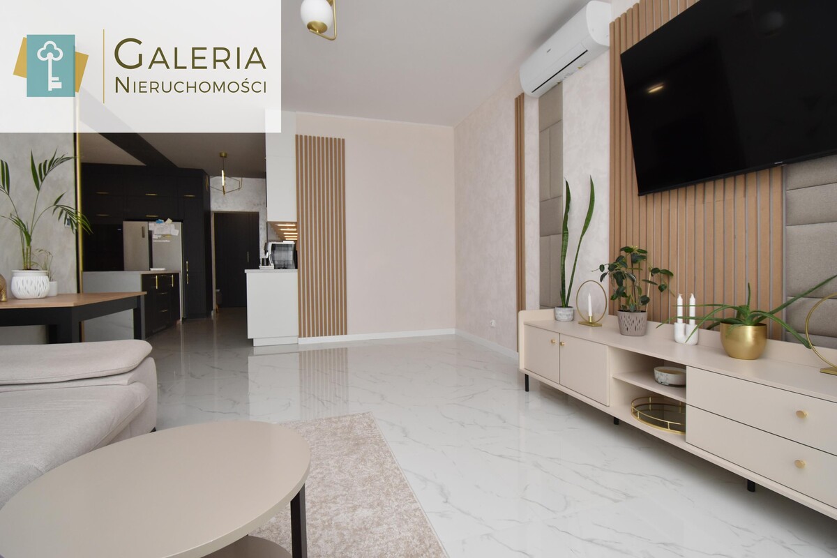 Elbląg GALERIA NIERUCHOMOŚCIZ pasji i miłości do nieruchomościNa sprzedaż: Przestronny, nowoczesny, umeblowany