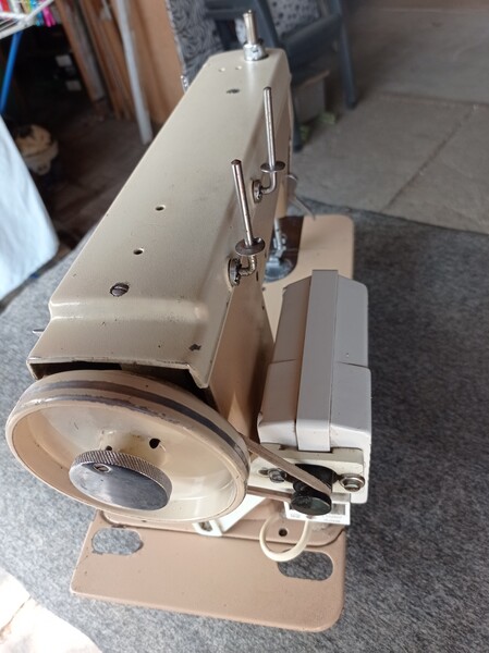 Elbląg Maszyna do szycie Walter. Stan widoczny na fotografiach. Sprzedaję samą maszynę ! Mam jeszcze inne maszyny do