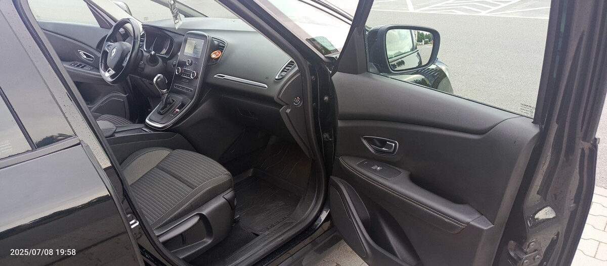 Elbląg Sprzedam Renault Grand Scenic IV z 2018 z silnikiem 1.5 dCi.
Auto w moim posiadaniu ponad 4 lata.
Z