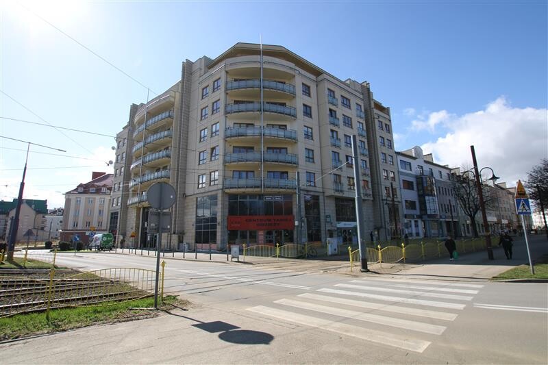 Elbląg NIERUCHOMOŚCI ANNA KRASZEWSKA DO WYNAJĘCIA Mieszkanie dwupokojowe w apartamentowcu, w centrum