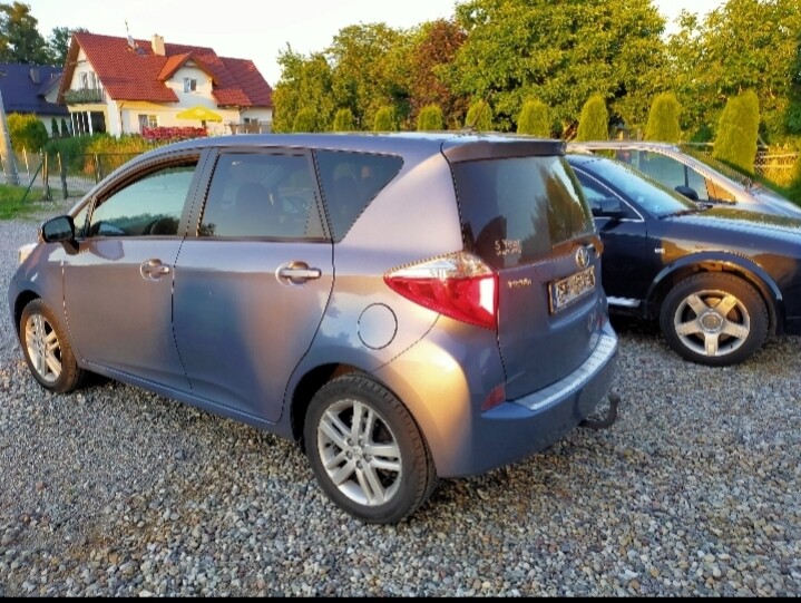 Elbląg 🚗 Sprzedam Toyota Verso S 🚗 auto prod. Japan 2013 r, dach panoramiczny, lakier metalik perła,