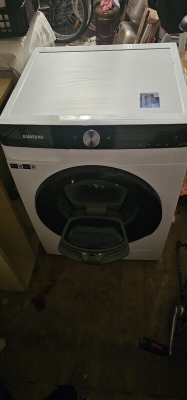 Elbląg Sprzedam pralkę Samsung zakupioną 3 lata temu model WW80T554DAE
Stan bardzo dobry.