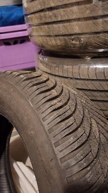 Elbląg Opony zimowe Firestone Winterhawk 4 215/65/R17 103H&nbsp; KIA SPORTAGE - stan idealny