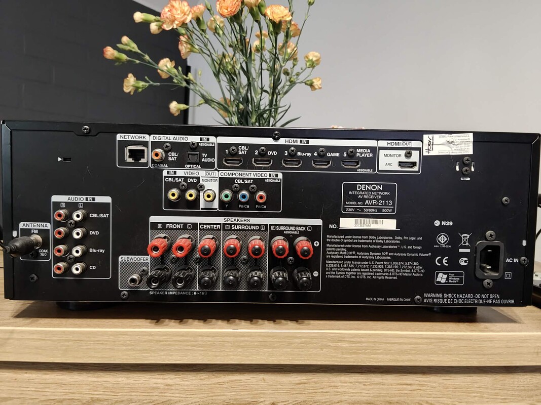 Elbląg Sprzedam amplituner kina domowego Denon AVR-2113. W zestawie: oryginalny pilot, kabel zasilający. Brak