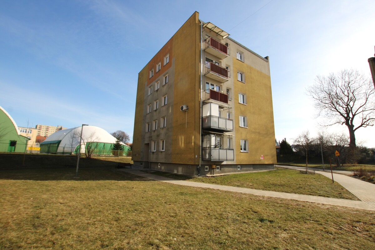 Elbląg NIERUCHOMOŚCI ANNA KRASZEWSKA Mieszkanie dwupokojowe gotowe do wprowadzenia ul. Barona